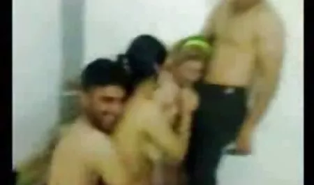 سینه کلان, کلی مدیسون, در یک مرد سکس حیوانی واقعی نقاب دار